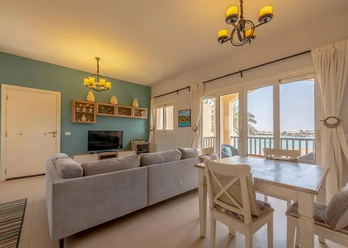 Daire Peaceful 2-bedroom In Waterside, El Gouna. Pool & Lagoon Hurgada