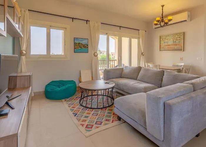 Peaceful 2-bedroom In Waterside, El Gouna. Pool & Lagoon