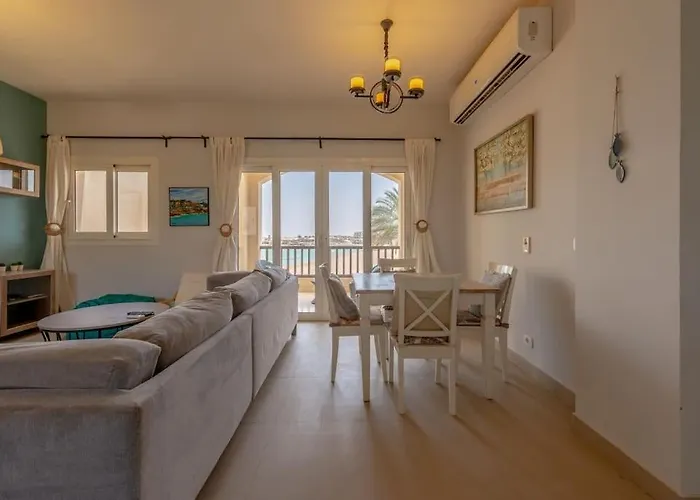 Daire Peaceful 2-bedroom In Waterside, El Gouna. Pool & Lagoon *